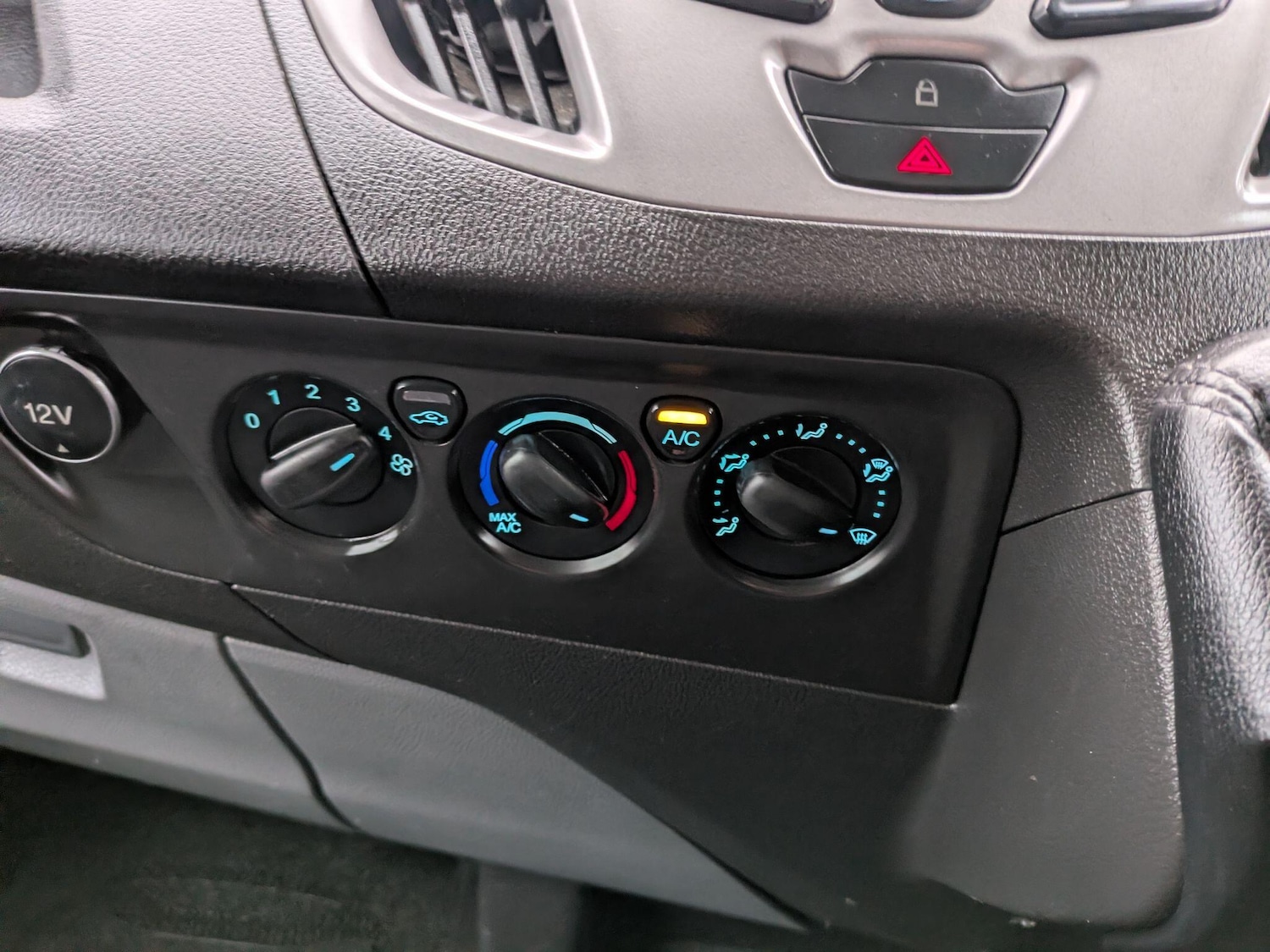 Used Ford Transit Custom for sale - 77216129: Photo 36