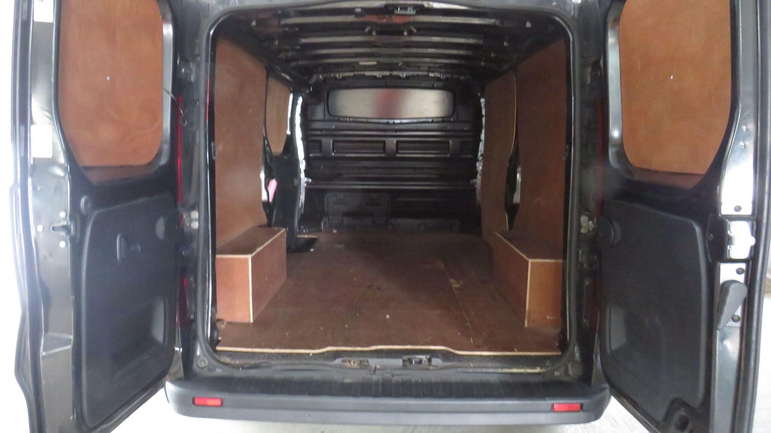 Used Vauxhall Vivaro for sale - 78205411: Photo 11