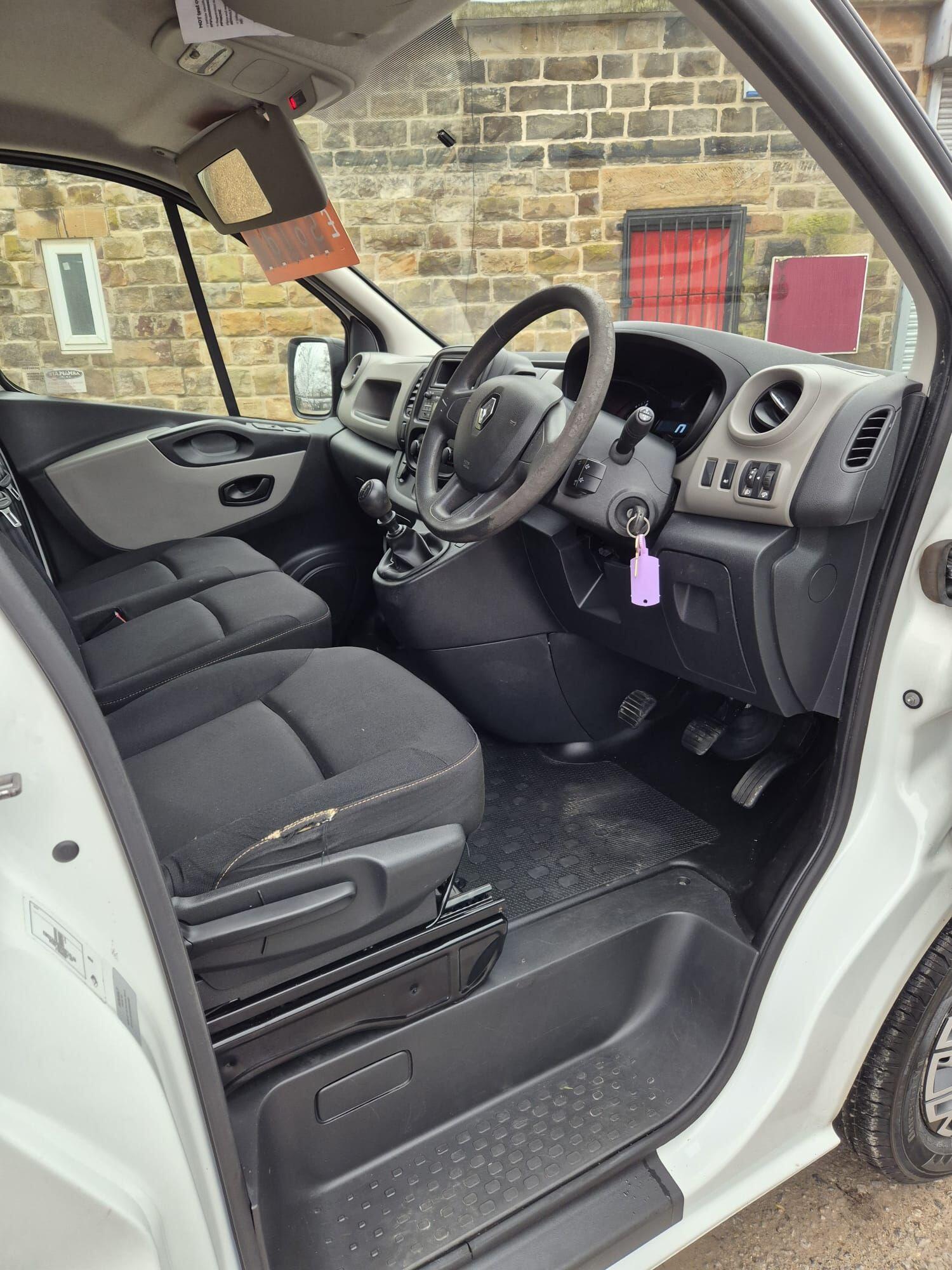 Used Renault Trafic 2018 for sale - 77021314: Photo 13