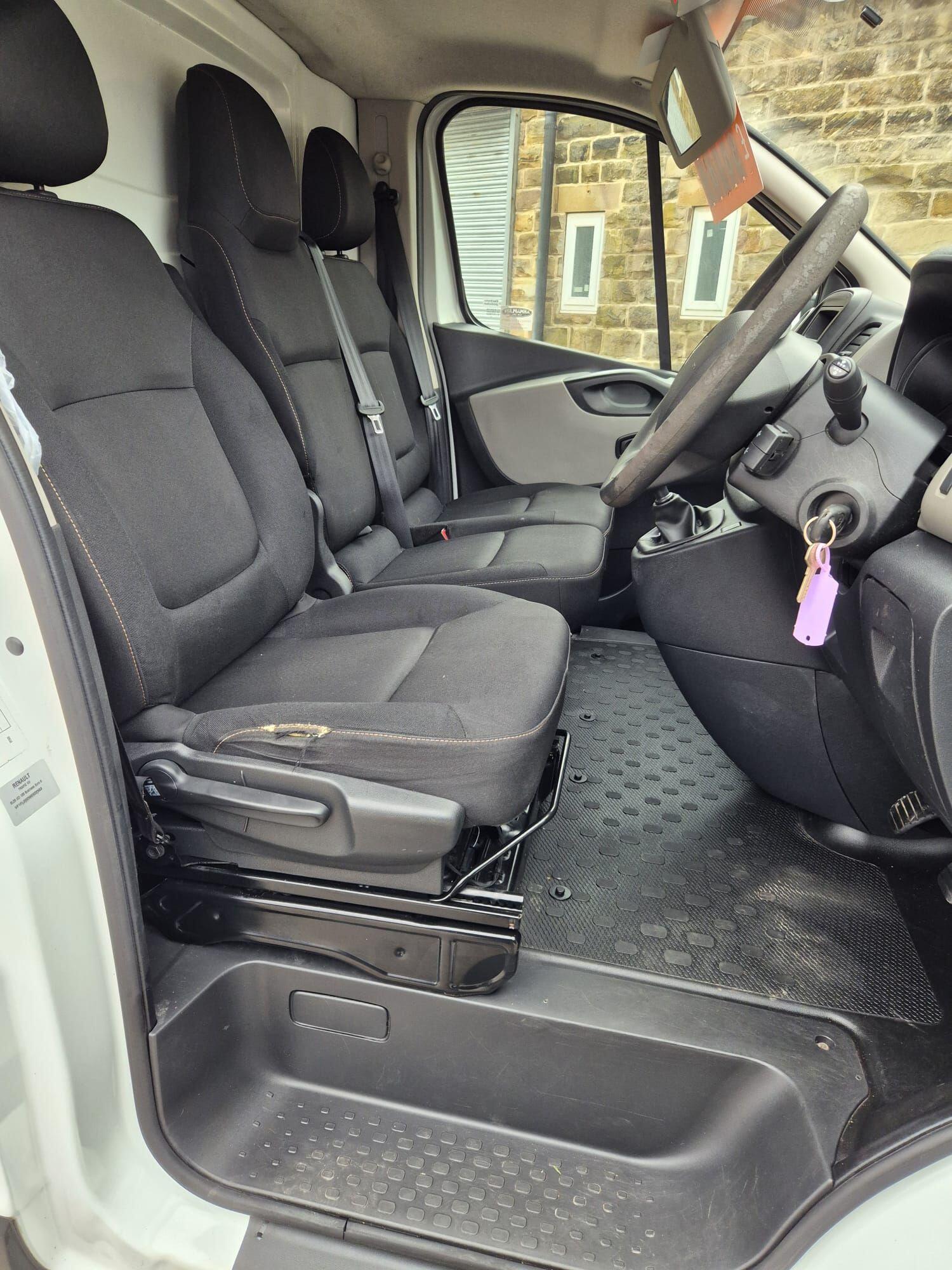 Used Renault Trafic 2018 for sale - 77021314: Photo 14