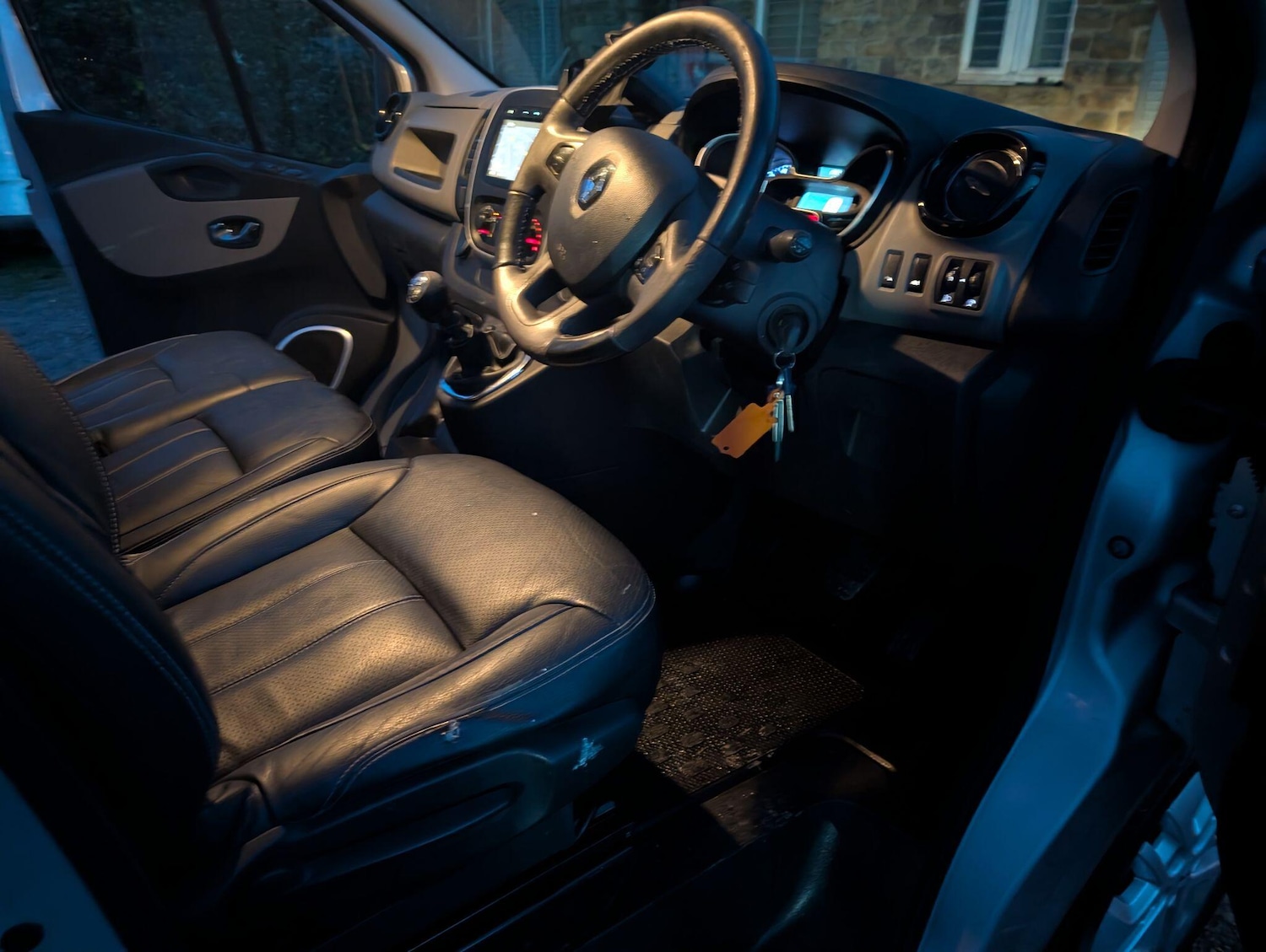 Used Renault Trafic 2015 for sale - 76742658: Photo 12