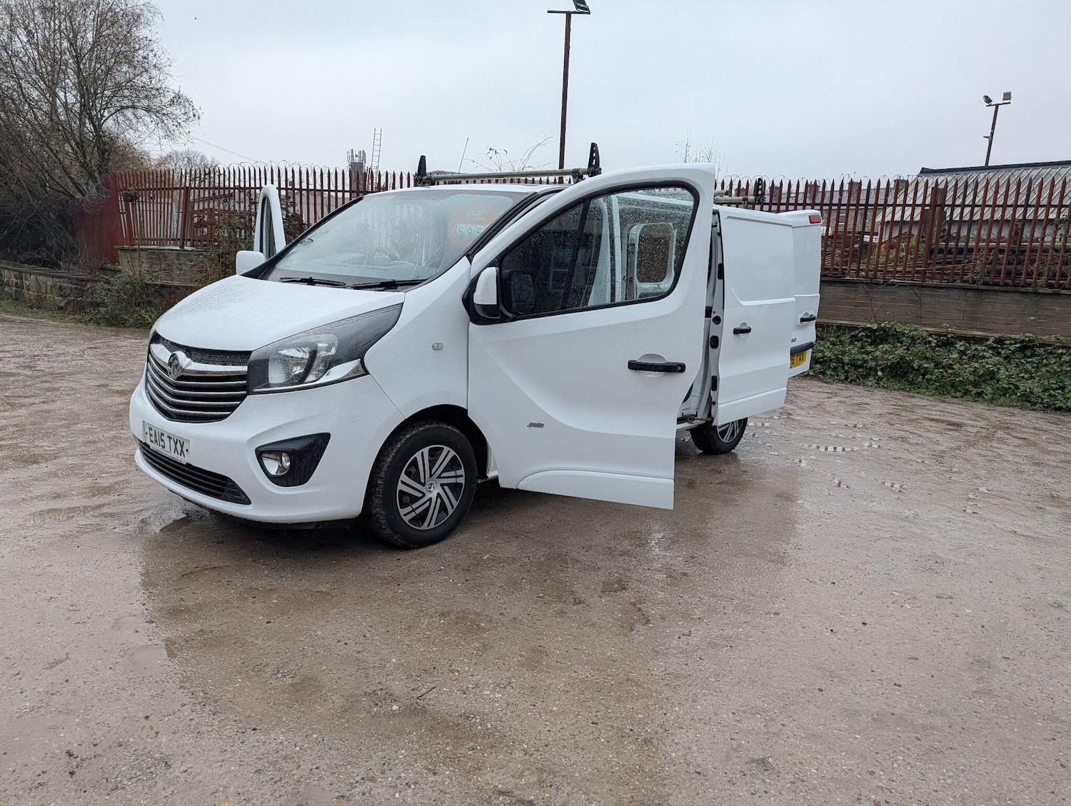 Used Vauxhall Vivaro 2015 for sale - 76898639: Photo 17