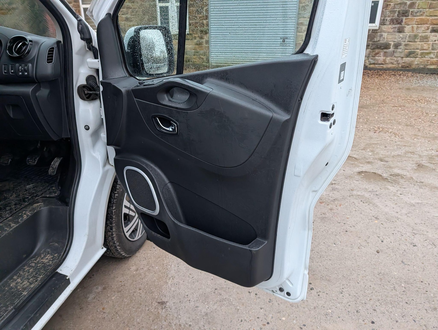 Used Vauxhall Vivaro 2015 for sale - 76898639: Photo 25