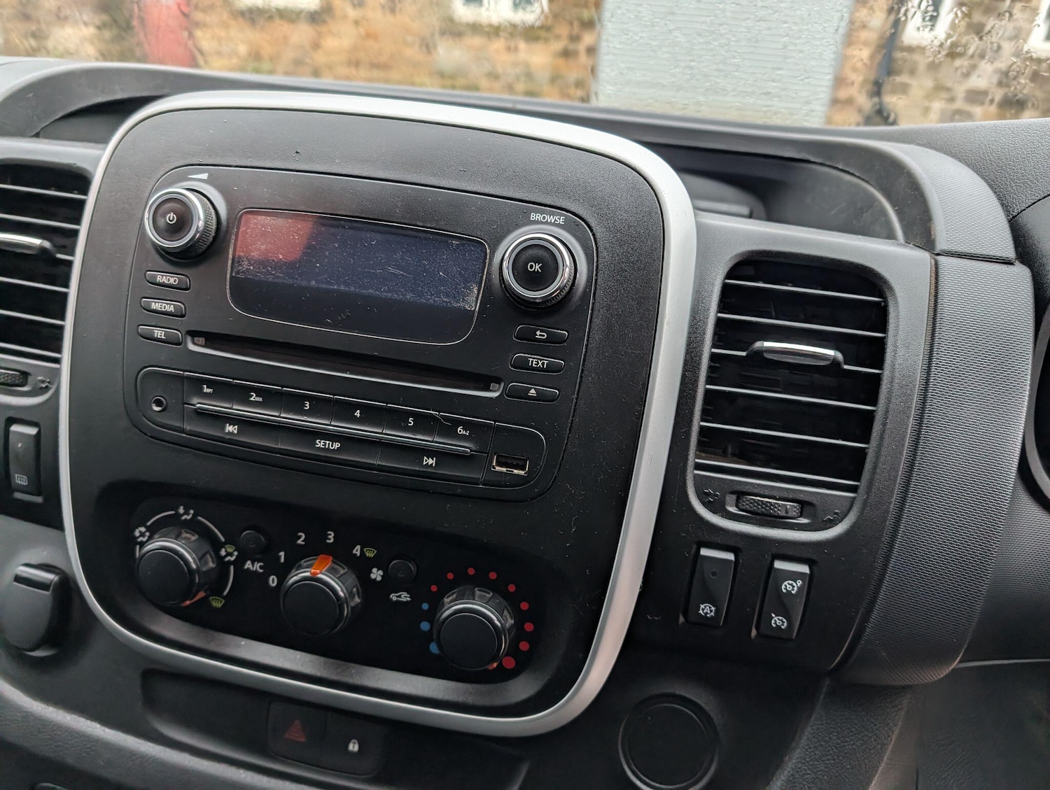 Used Vauxhall Vivaro 2015 for sale - 76898639: Photo 31