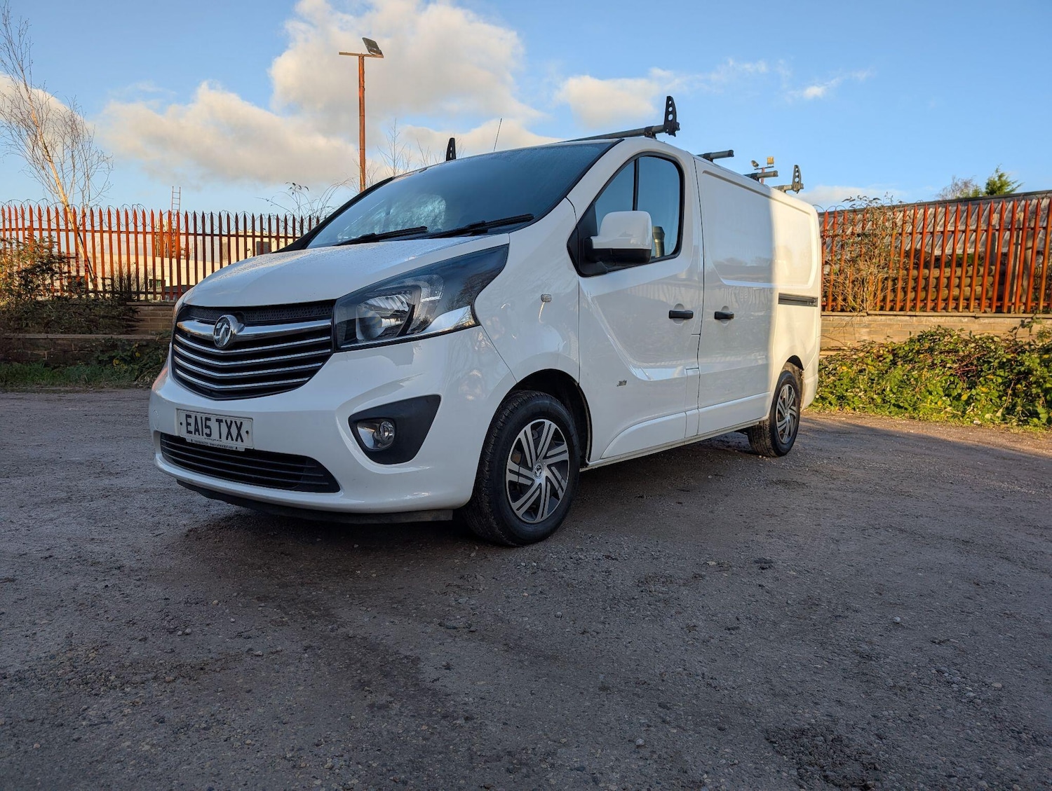 Used Vauxhall Vivaro 2015 for sale - 76898639: Photo 9