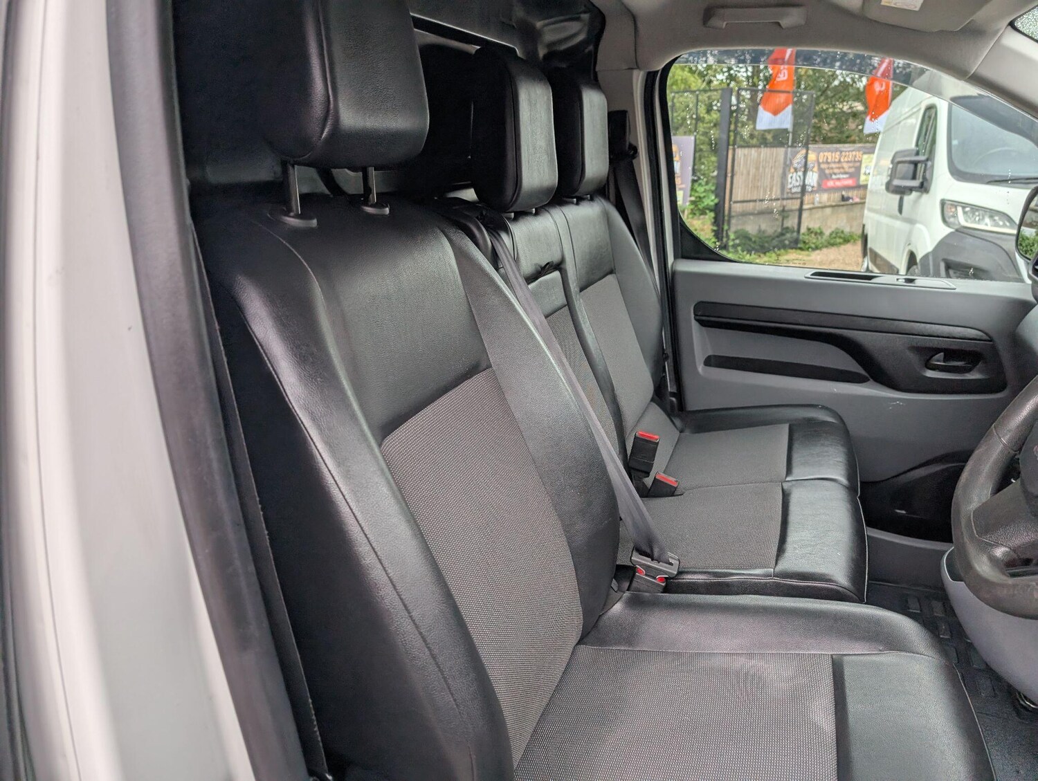 Used Peugeot Expert 2019 for sale - 76000638: Photo 30