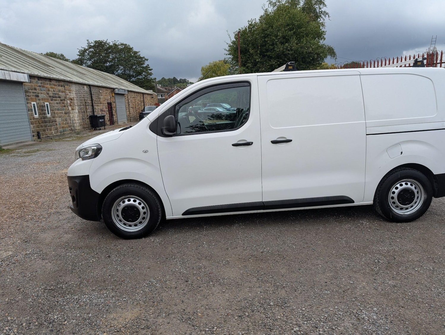Used Peugeot Expert 2019 for sale - 76000638: Photo 43