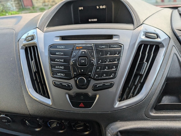 Used Ford Transit Custom 2017 for sale - 76189939: Photo 37