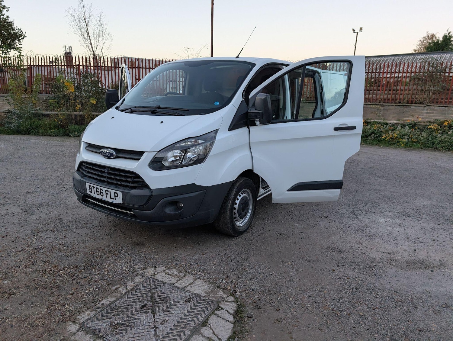 Used Ford Transit Custom for sale - 76521764: Photo 15