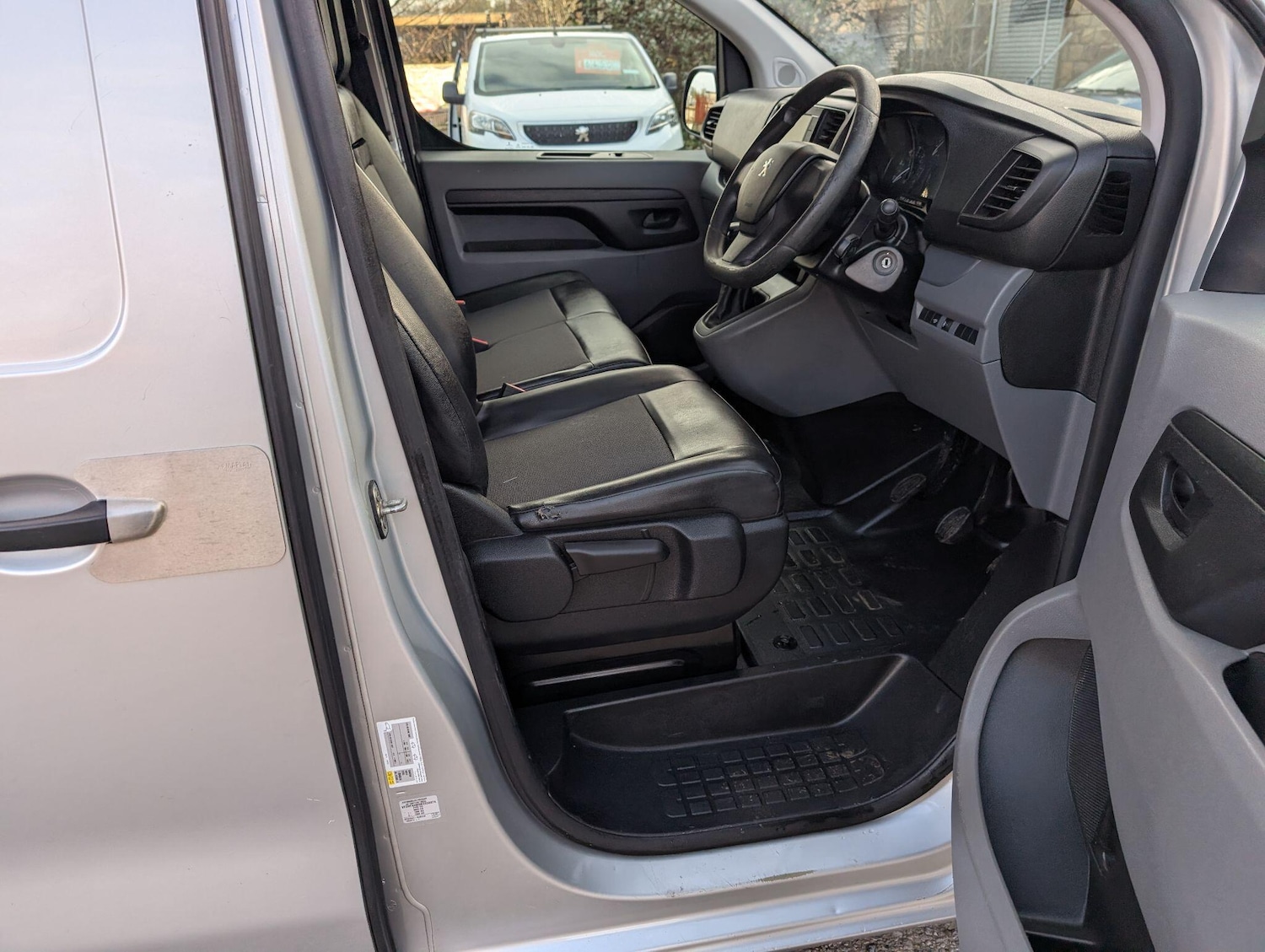 Used Peugeot Expert 2019 for sale - 76964812: Photo 31