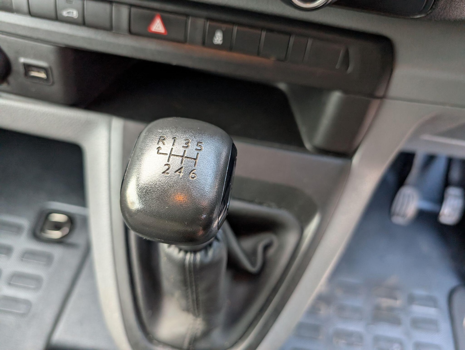 Used Peugeot Expert 2019 for sale - 76964812: Photo 34