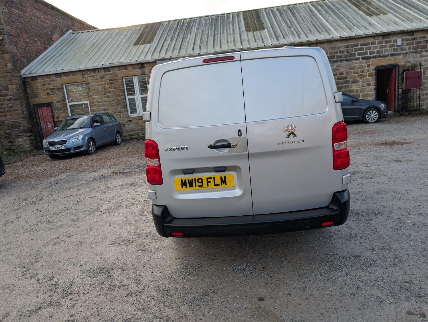 Used Peugeot Expert 2019 for sale - 76964812: Photo 42