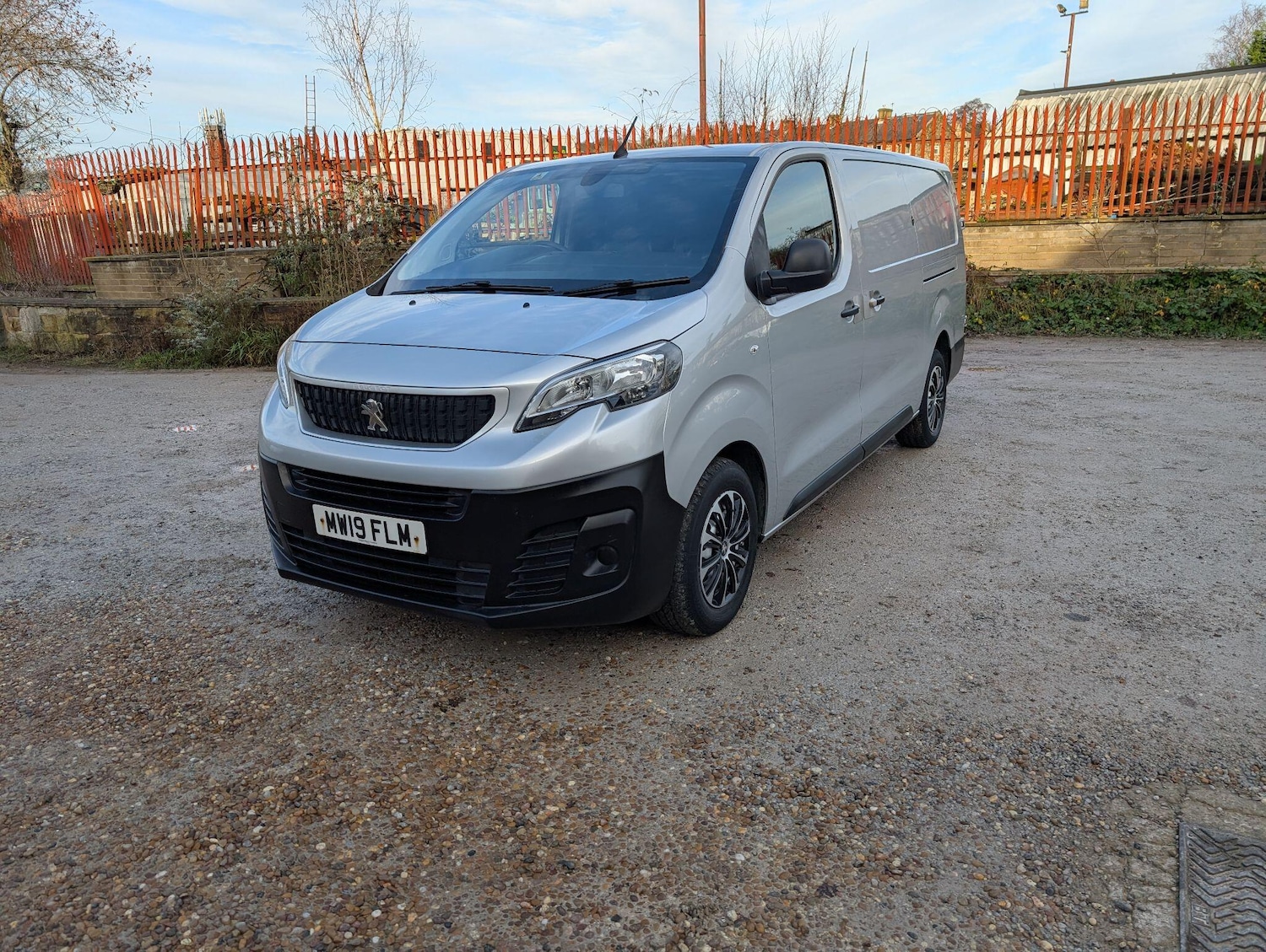 Used Peugeot Expert 2019 for sale - 76964812: Photo 48