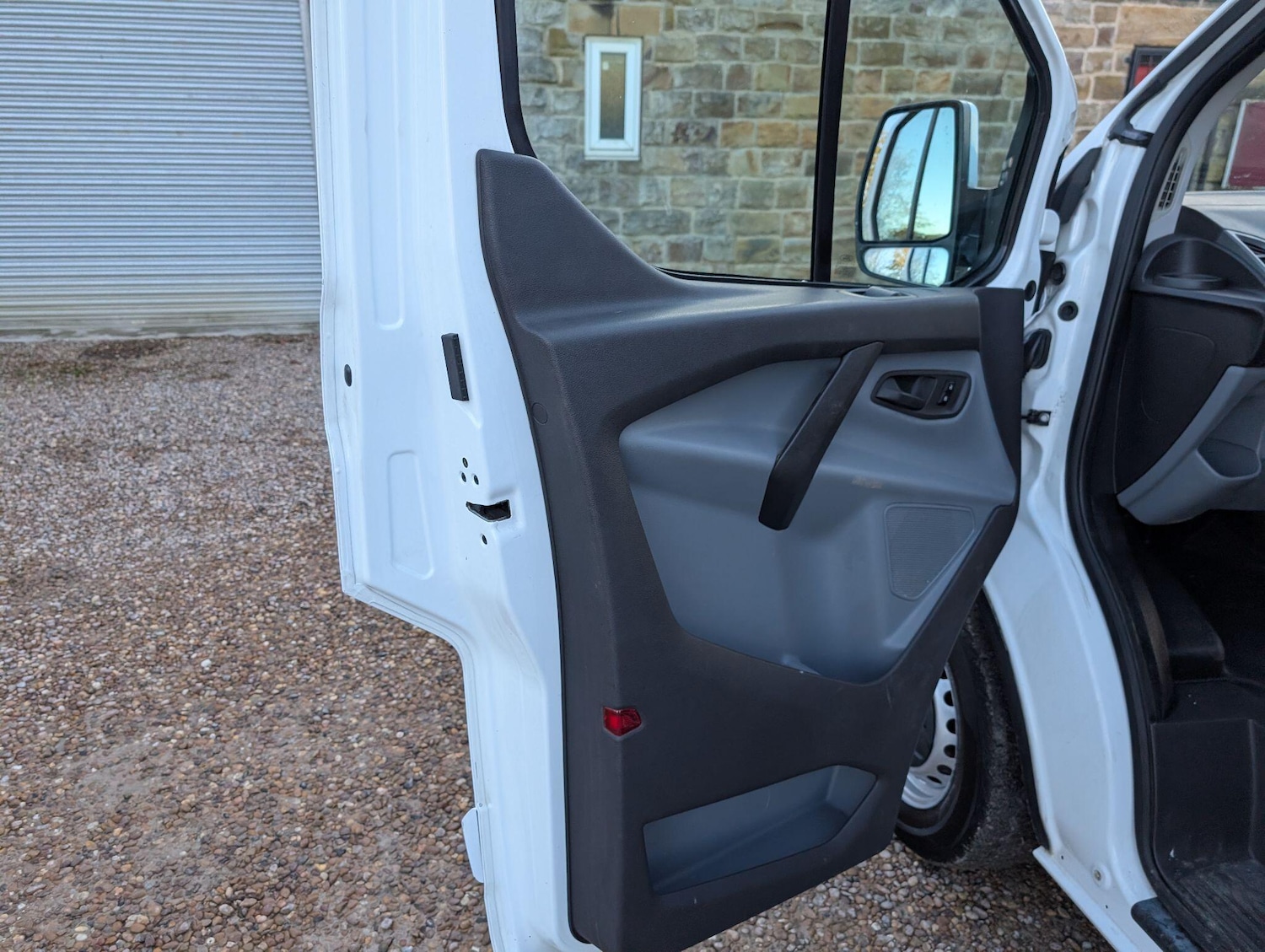 Used Ford Transit Custom 2016 for sale - 76446554: Photo 21