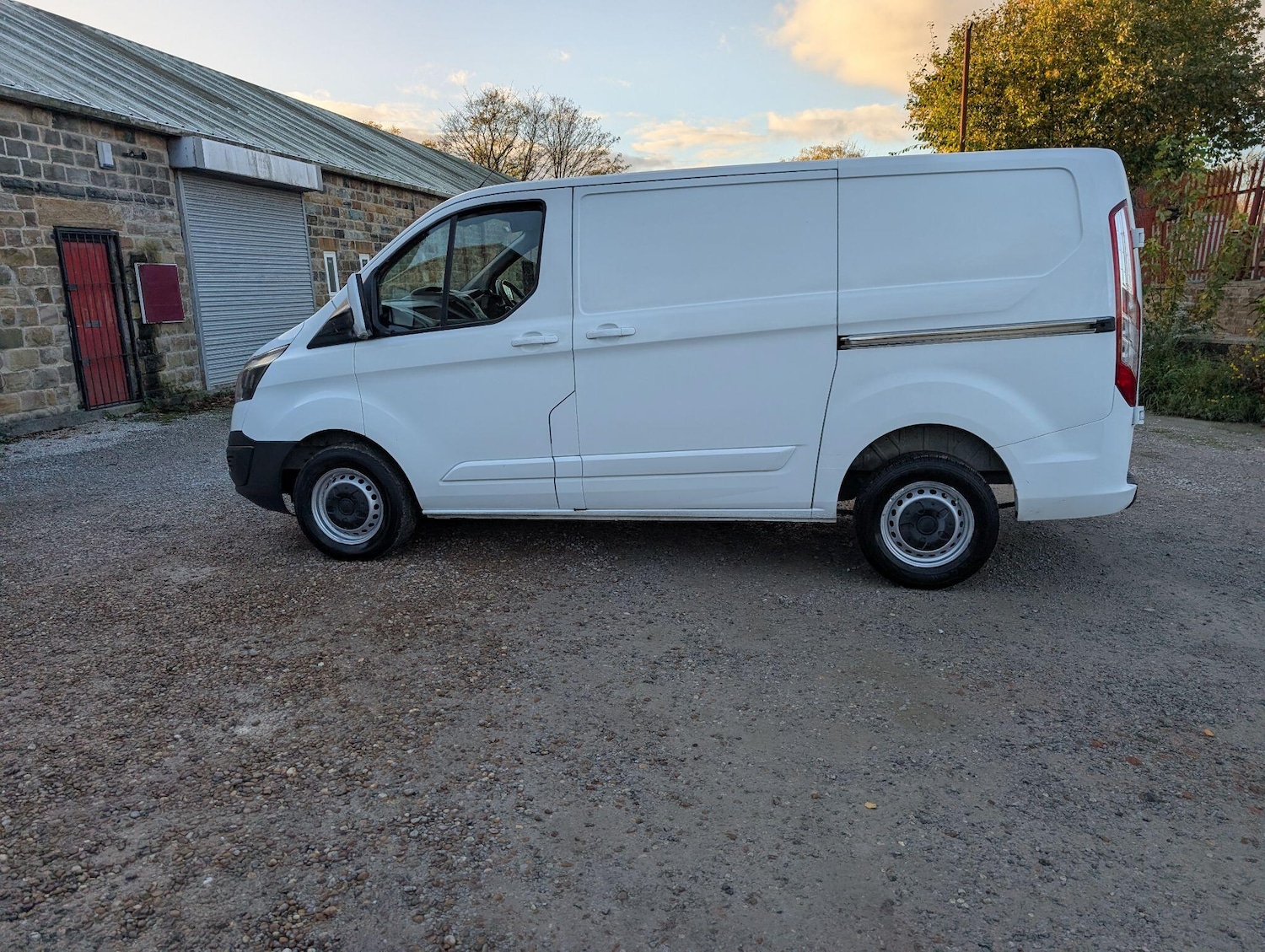 Used Ford Transit Custom 2016 for sale - 76446554: Photo 38