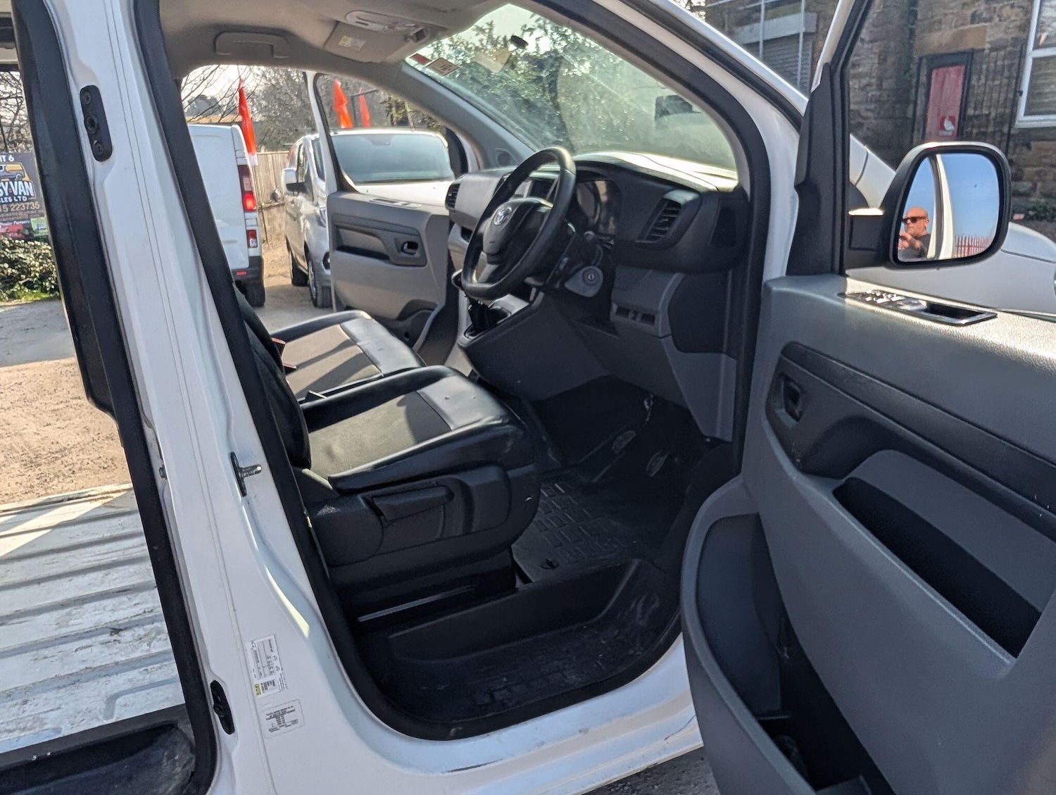 Used Toyota ProAce 2017 for sale - 77994005: Photo 27