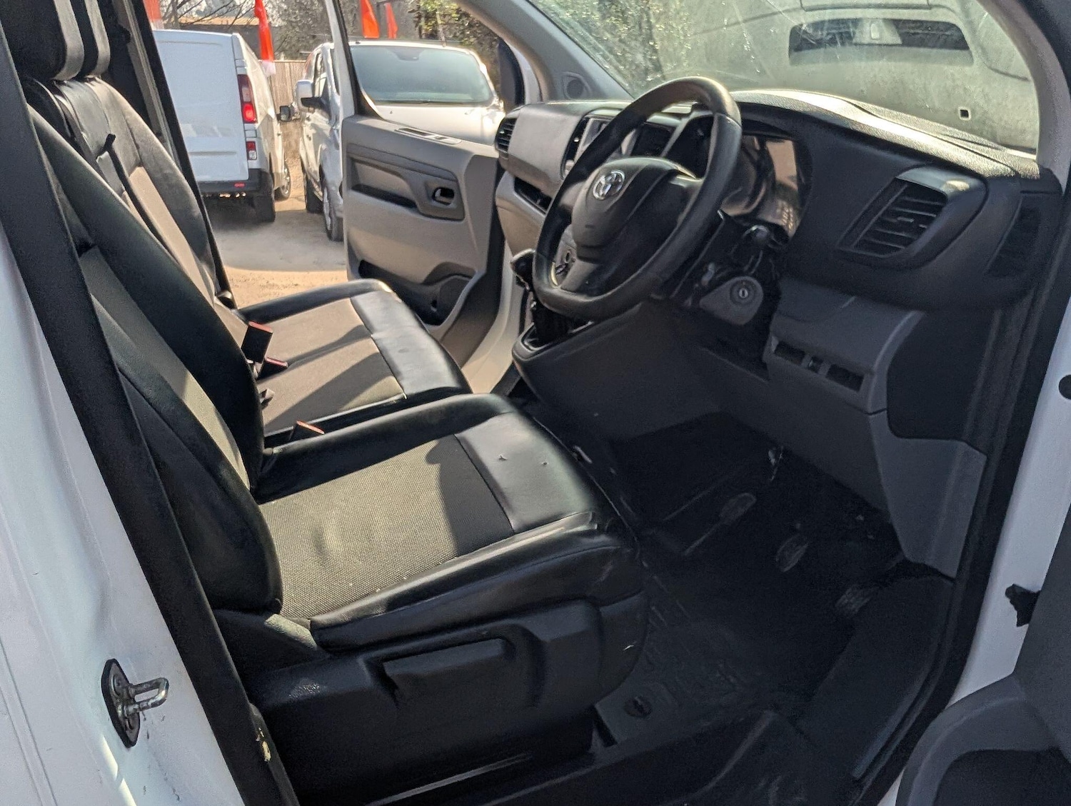 Used Toyota ProAce 2017 for sale - 77994005: Photo 29