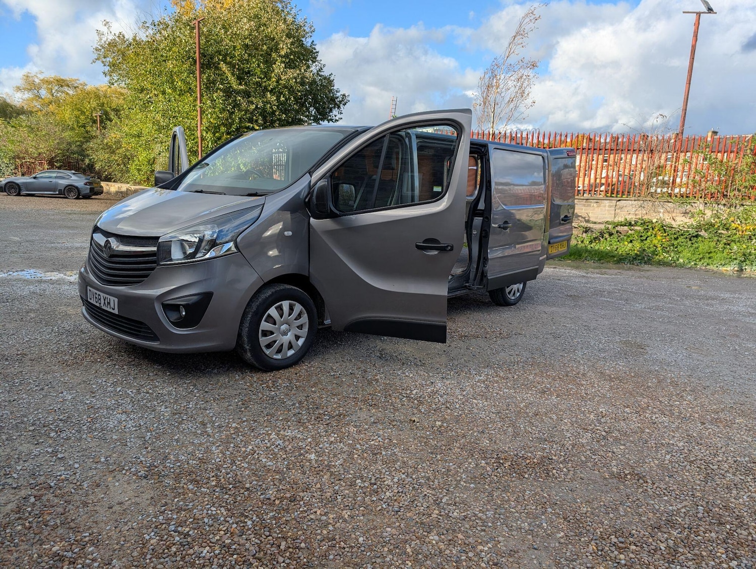 Used Vauxhall Vivaro 2018 for sale - 76399310: Photo 15