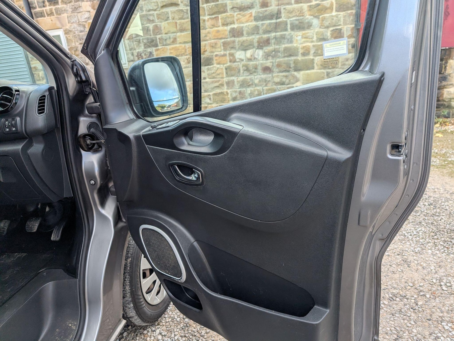 Used Vauxhall Vivaro 2018 for sale - 76399310: Photo 24