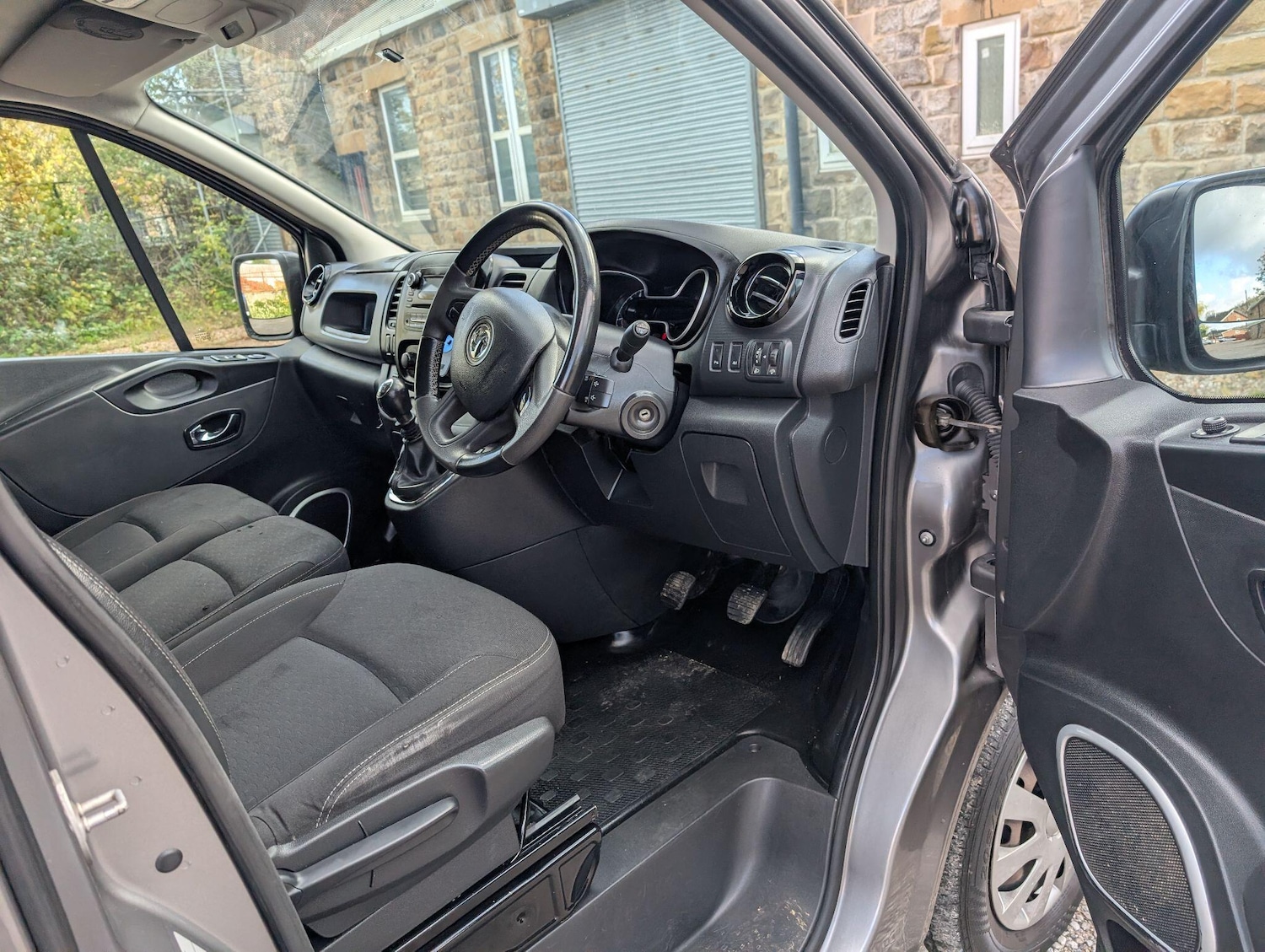 Used Vauxhall Vivaro 2018 for sale - 76399310: Photo 25