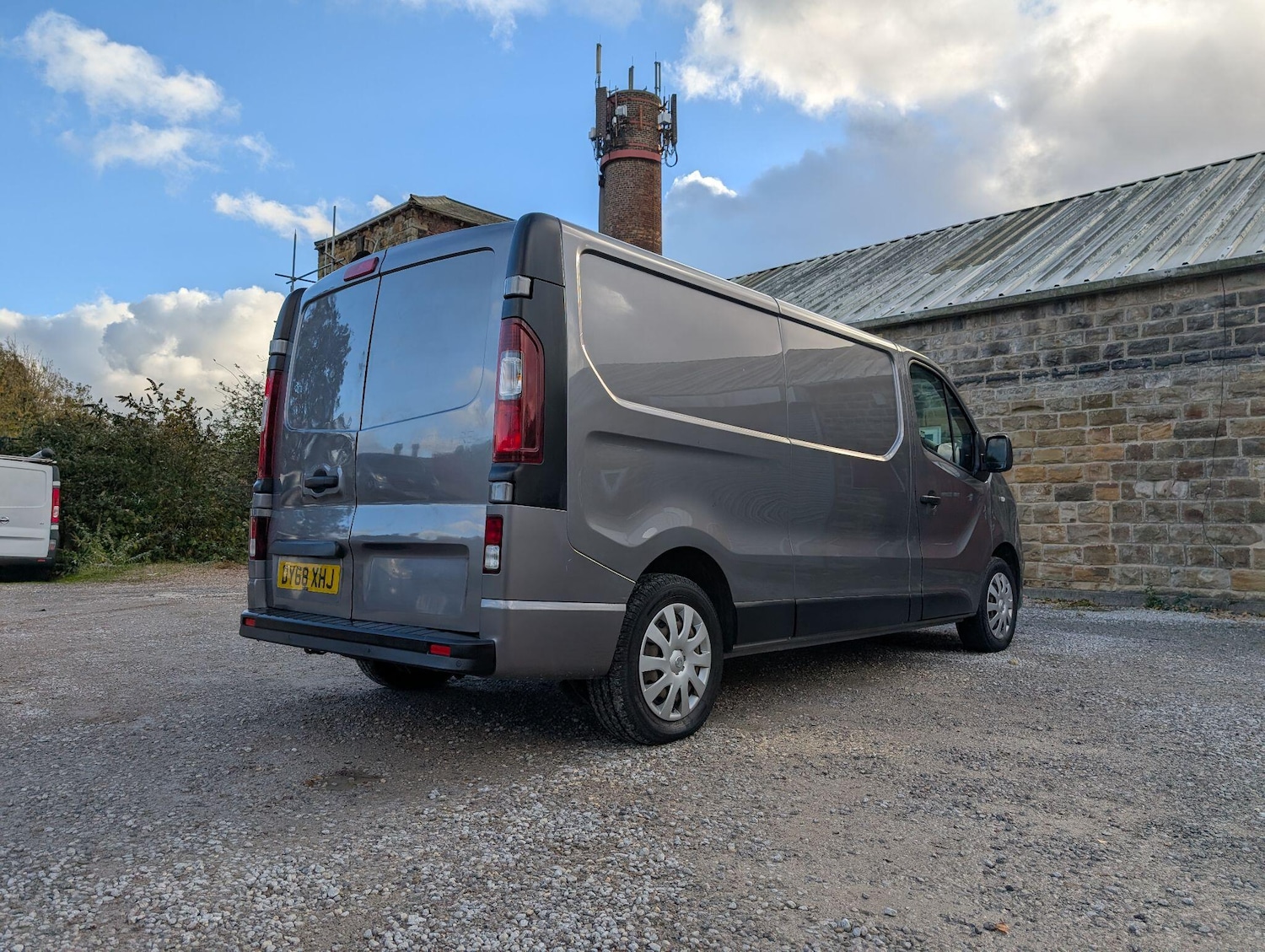 Used Vauxhall Vivaro 2018 for sale - 76399310: Photo 3