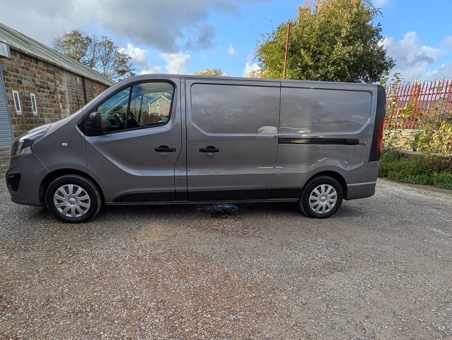 Used Vauxhall Vivaro 2018 for sale - 76399310: Photo 39