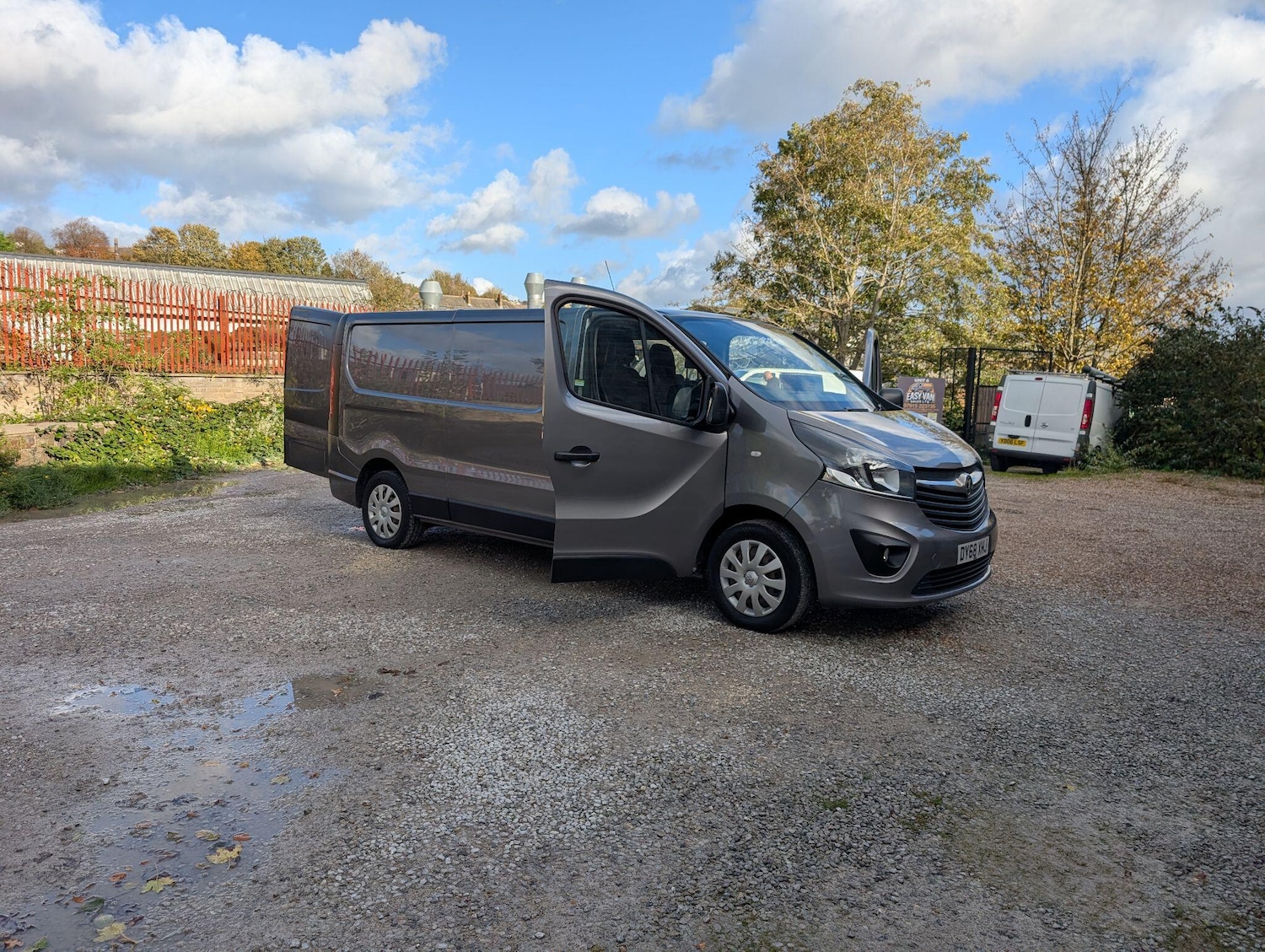 Used Vauxhall Vivaro 2018 for sale - 76399310: Photo 9