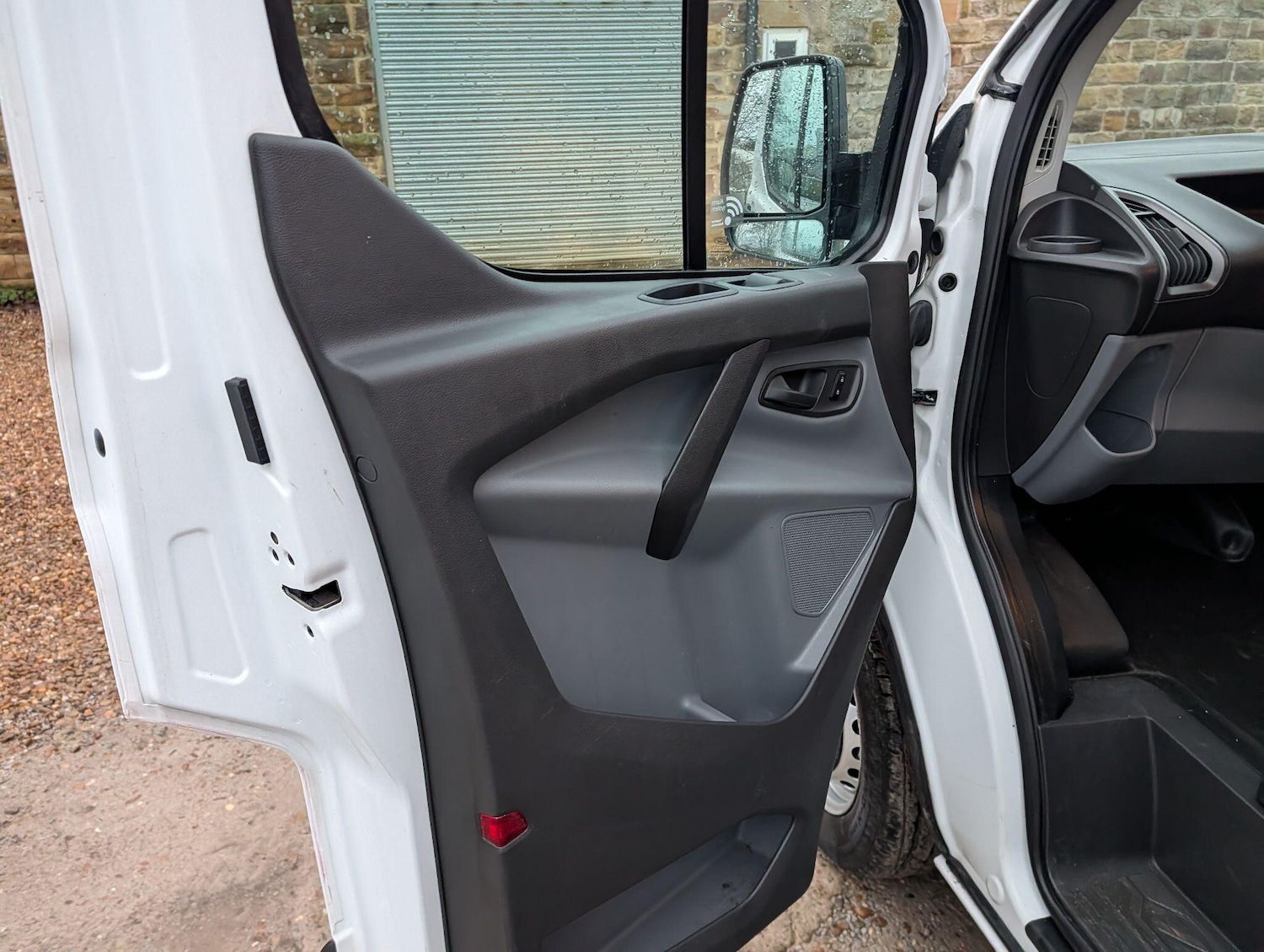 Used Ford Transit Custom 2017 for sale - 77320750: Photo 24