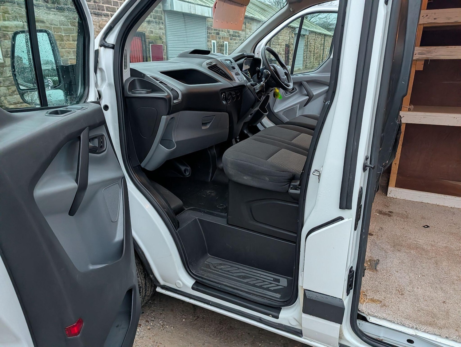 Used Ford Transit Custom 2017 for sale - 77320750: Photo 25