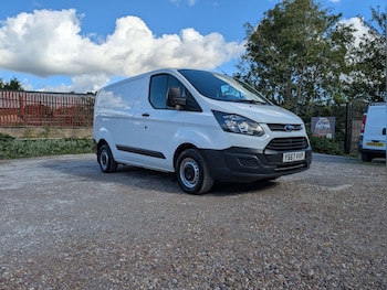 Used Ford Transit Custom 2017 for sale - 76099311: Photo