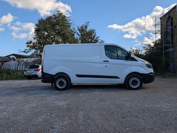 Used Ford Transit Custom 2017 for sale - 76099311: Photo