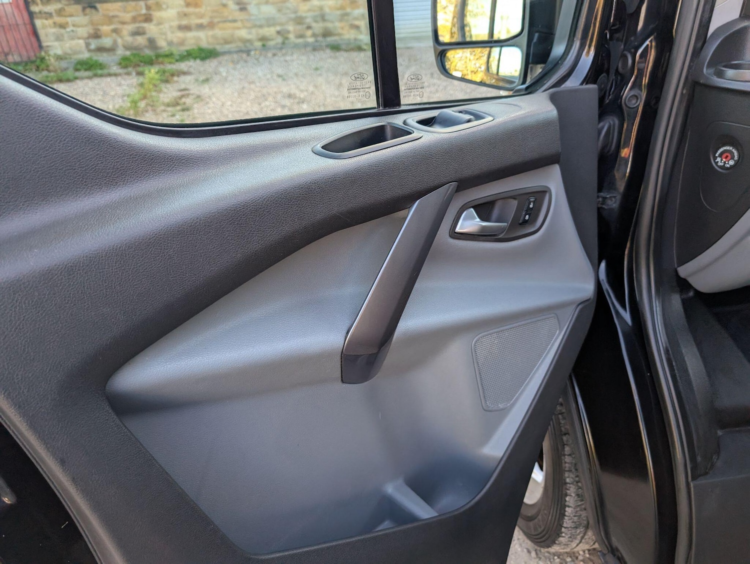 Used Ford Transit Custom 2017 for sale - 77192046: Photo 23