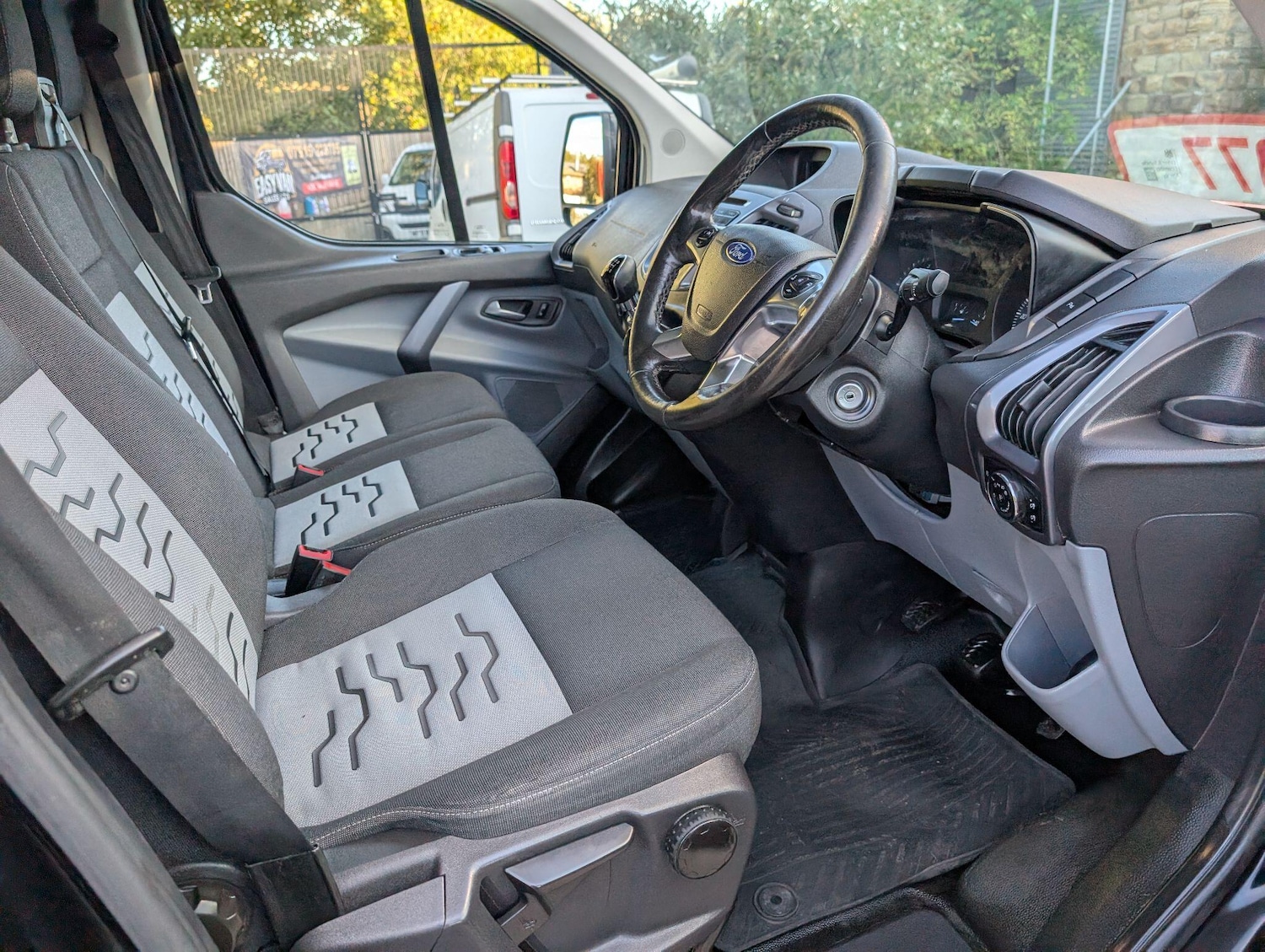 Used Ford Transit Custom 2017 for sale - 77192046: Photo 29