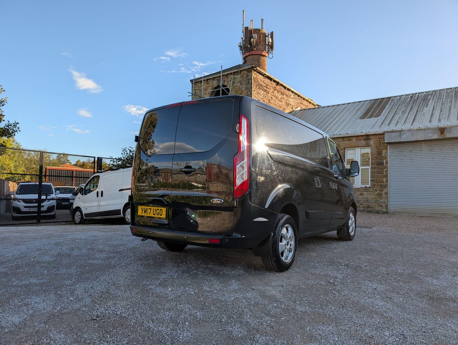 Used Ford Transit Custom 2017 for sale - 77192046: Photo 3