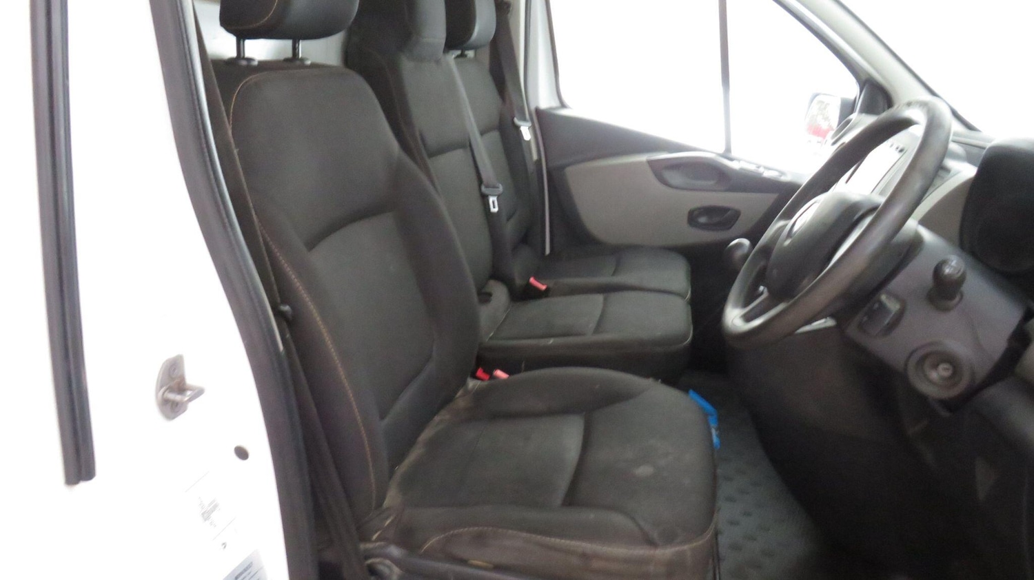 Used Renault Trafic 2017 for sale - 77793994: Photo 14