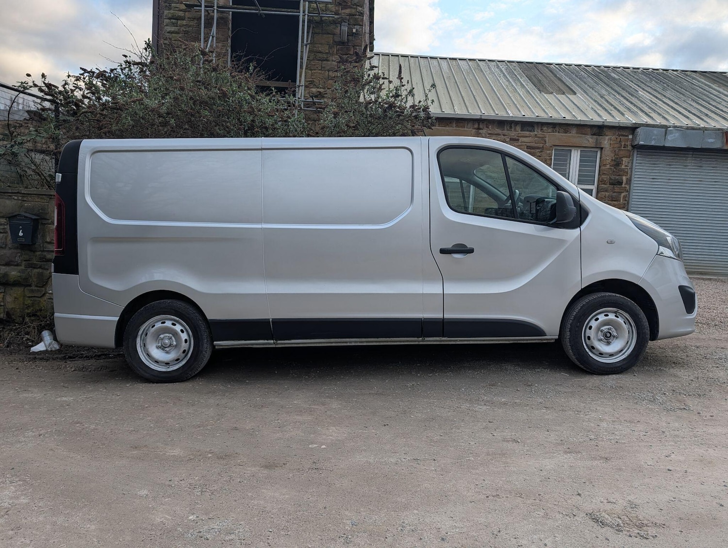 Used Vauxhall Vivaro 2018 for sale - 77839146: Photo 6