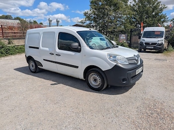 Used Renault Kangoo 2017 for sale - 75589877: Photo