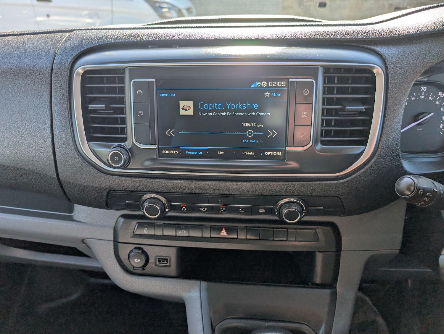 Used Peugeot Expert 2021 for sale - 76109892: Photo 34