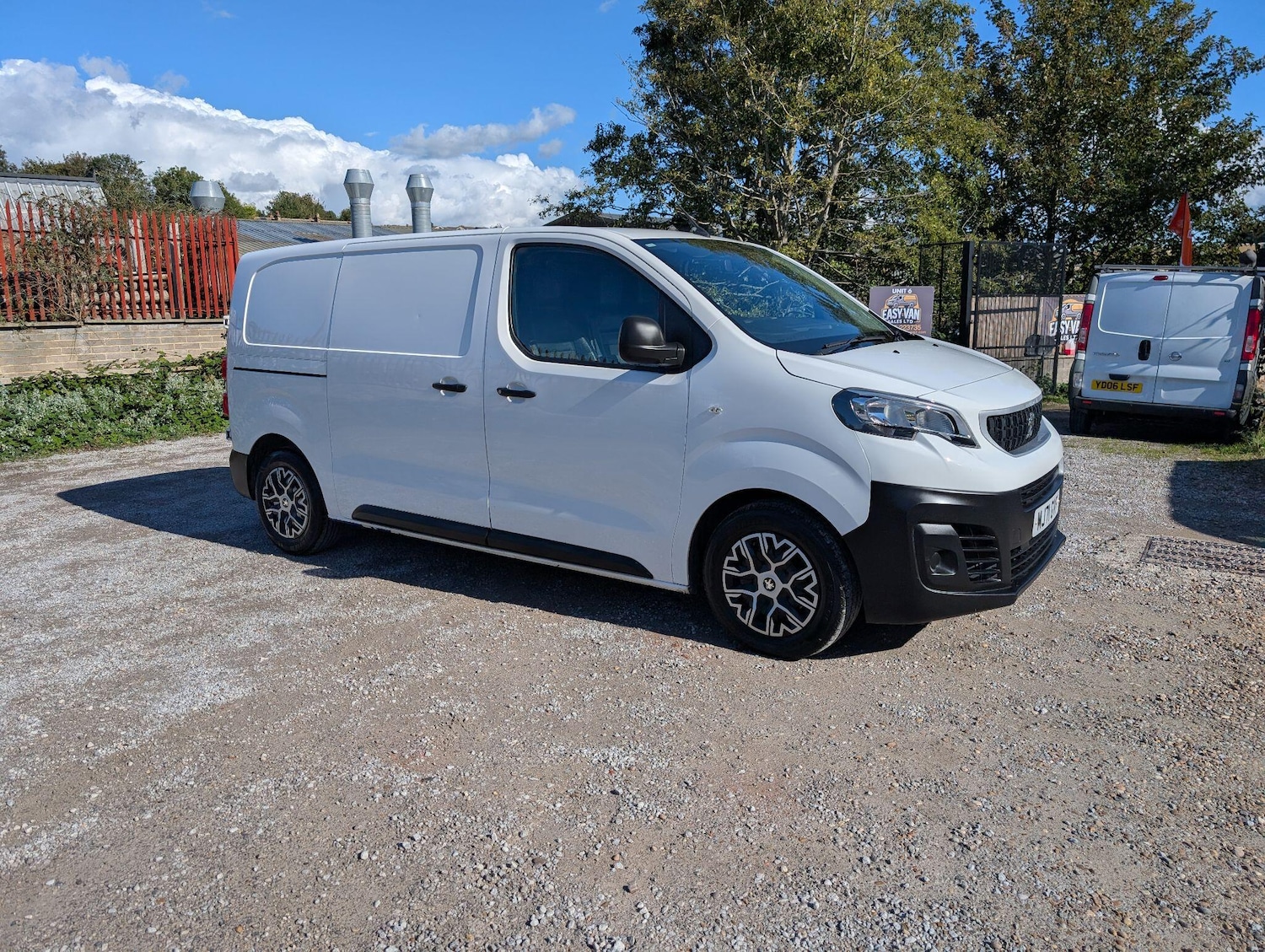 Used Peugeot Expert 2021 for sale - 76109892: Photo 37