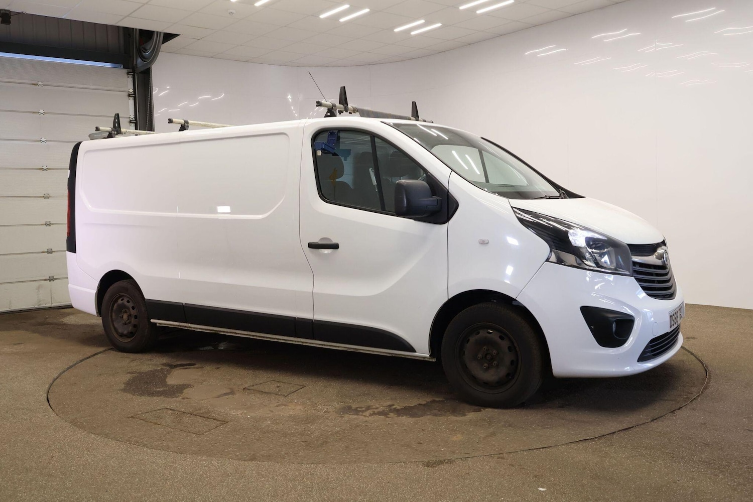 Used Vauxhall Vivaro 2018 for sale - 77977859: Photo 1