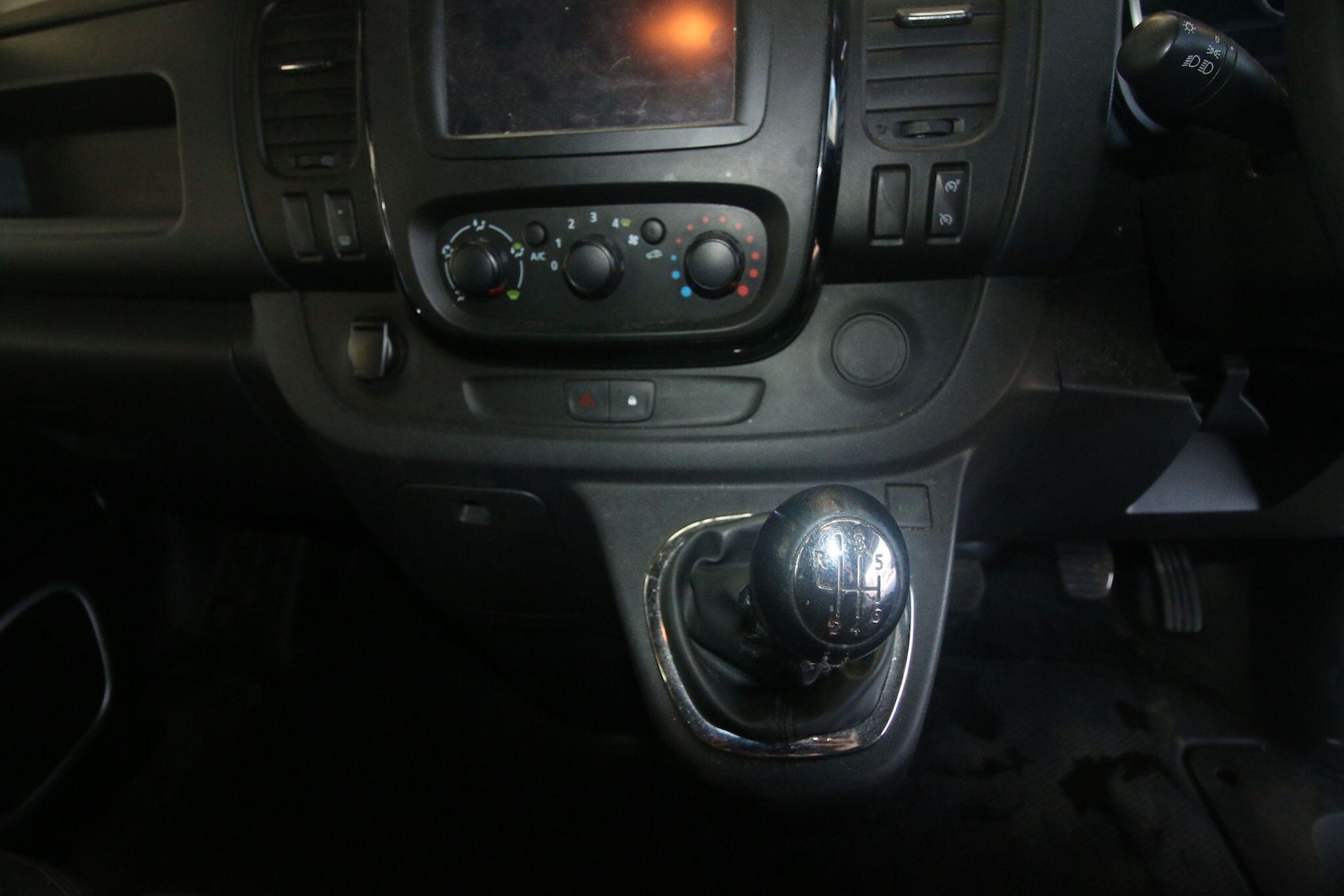 Used Vauxhall Vivaro 2018 for sale - 77977859: Photo 10