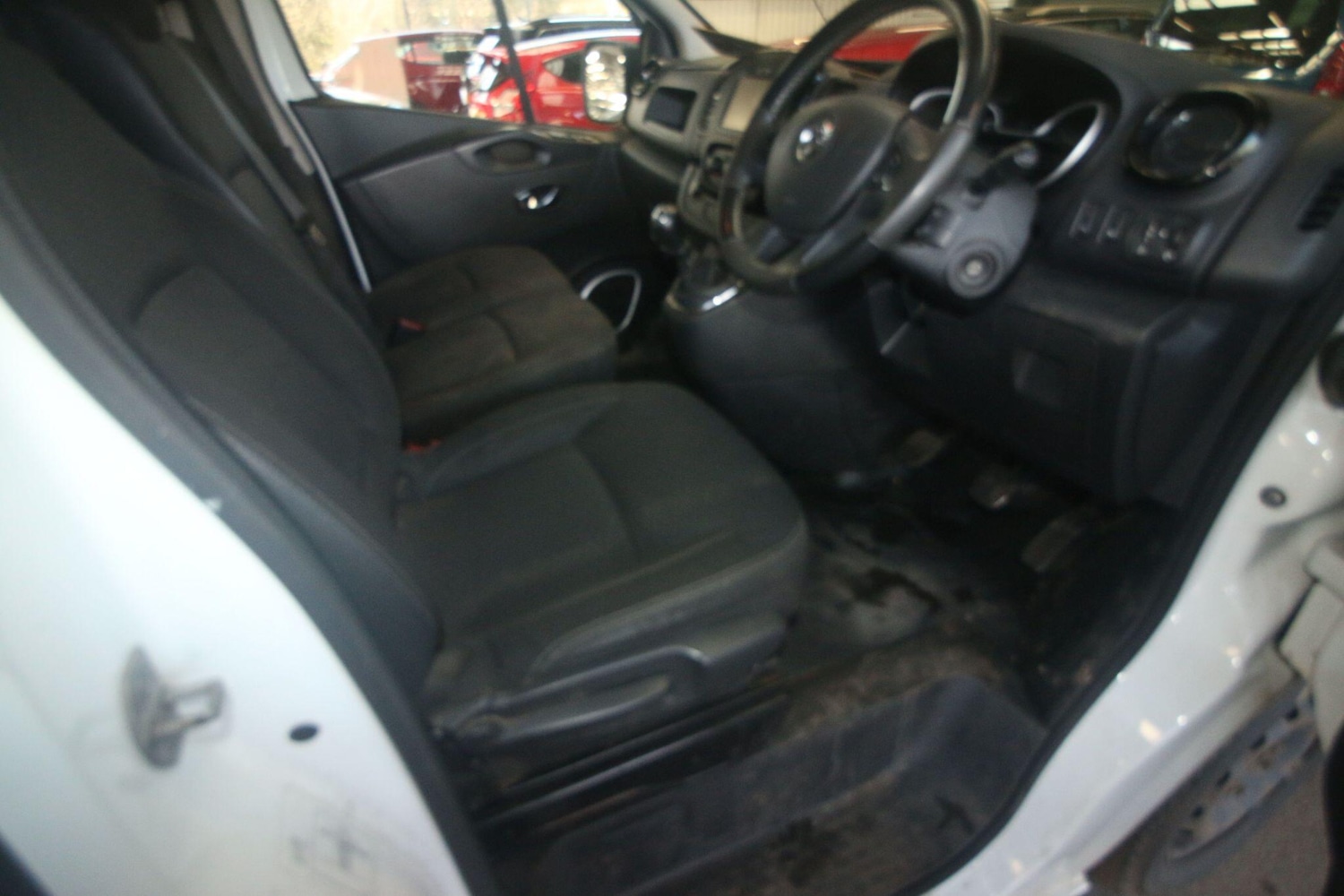 Used Vauxhall Vivaro 2018 for sale - 77977859: Photo 11