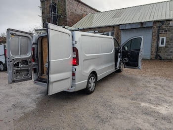 Used Vauxhall Vivaro 2019 for sale - 77040566: Photo