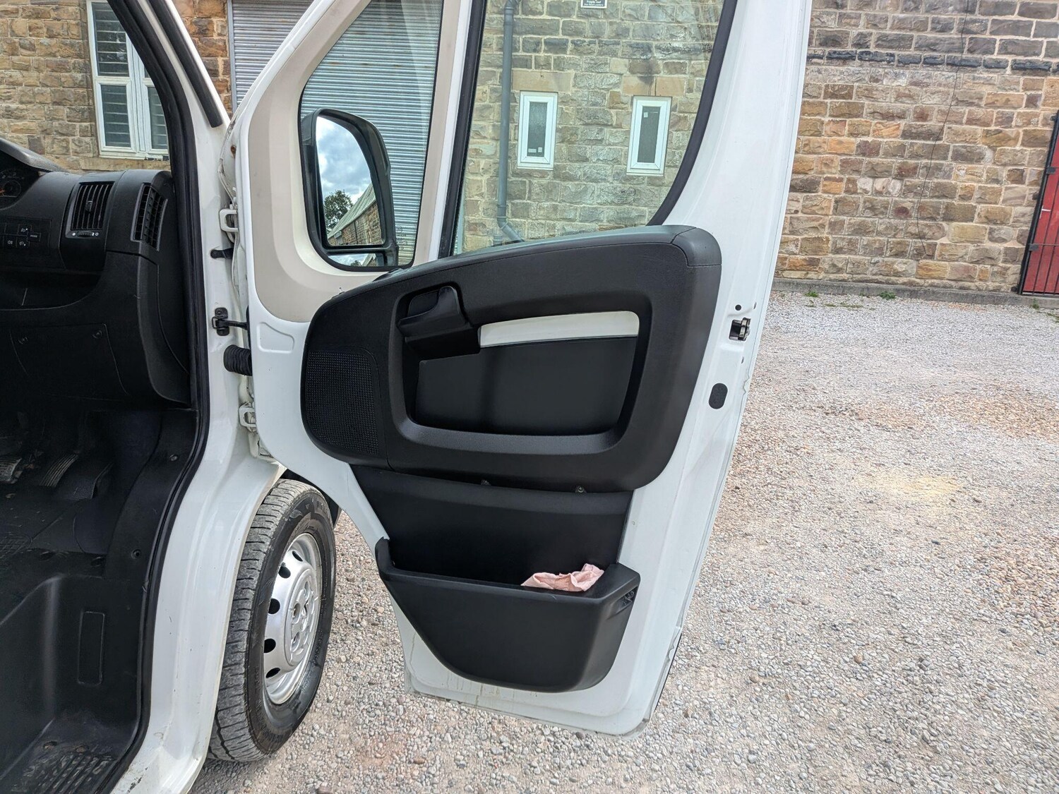 Vehicle 29