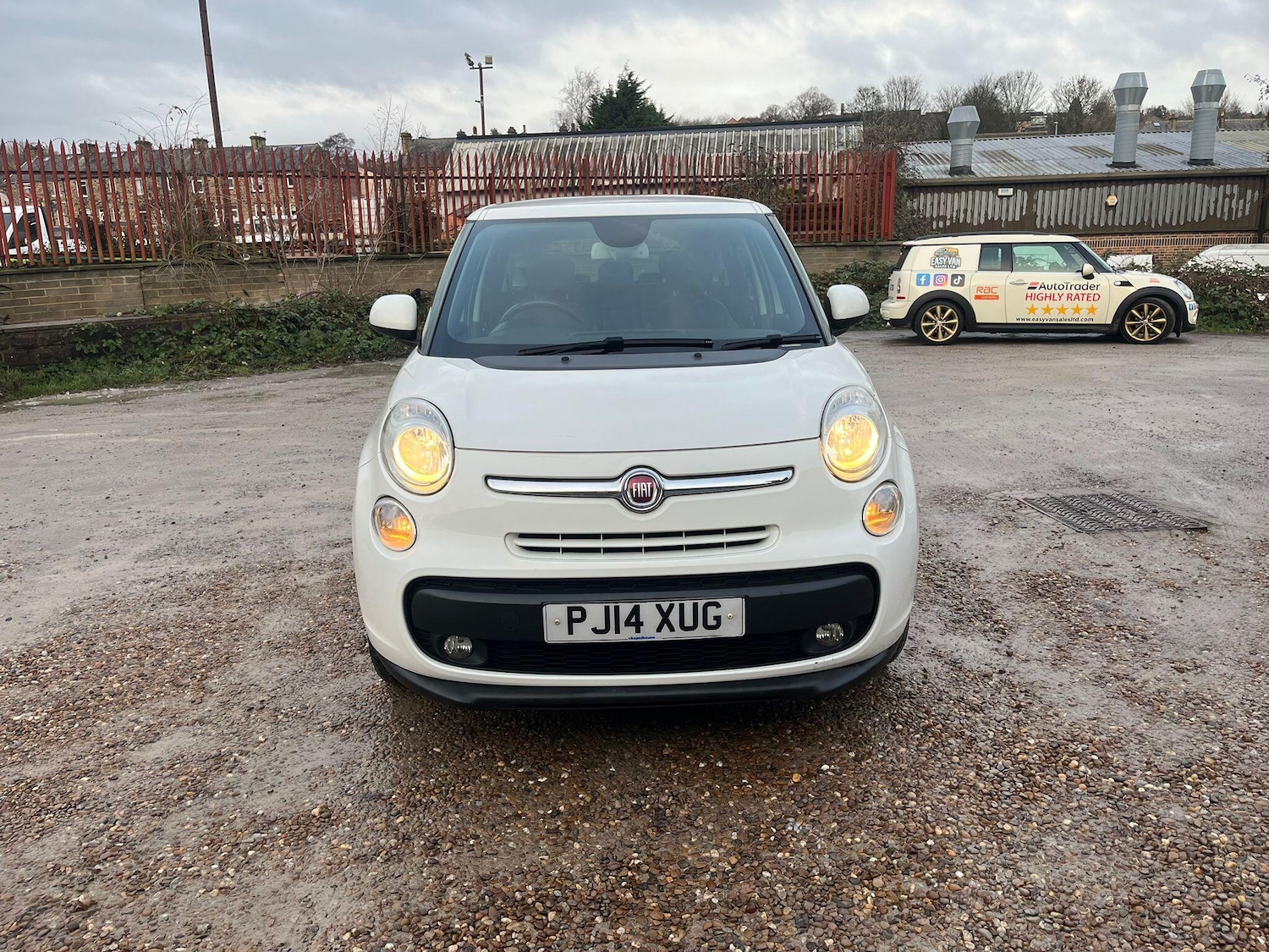 Used Fiat 500L 2014 for sale - 76715040: Photo 14