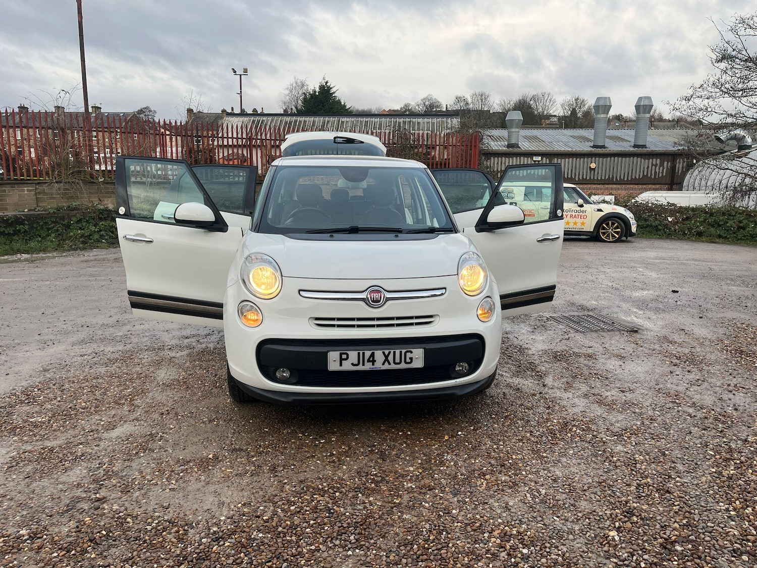 Used Fiat 500L 2014 for sale - 76715040: Photo 19