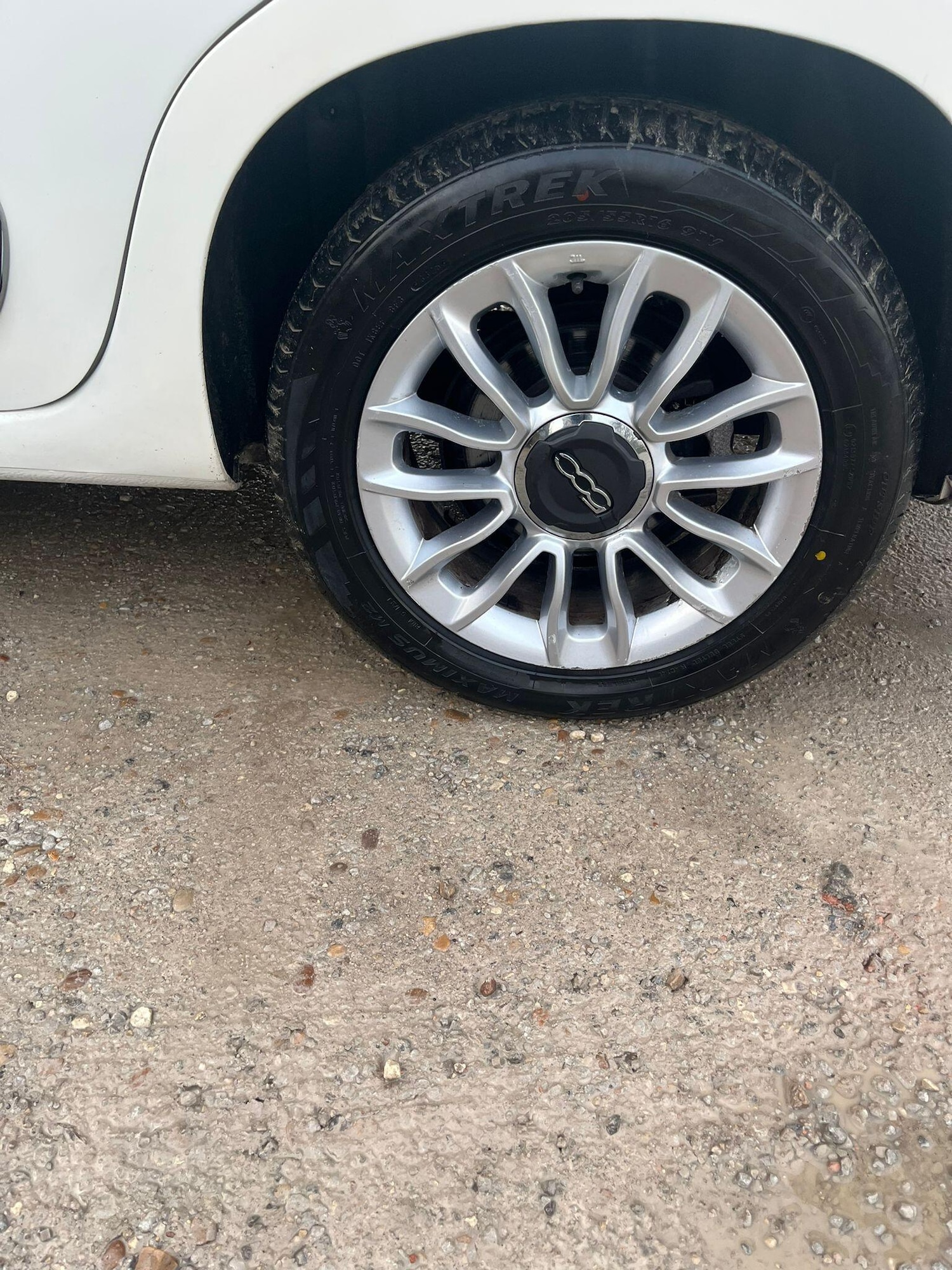 Used Fiat 500L 2014 for sale - 76715040: Photo 27