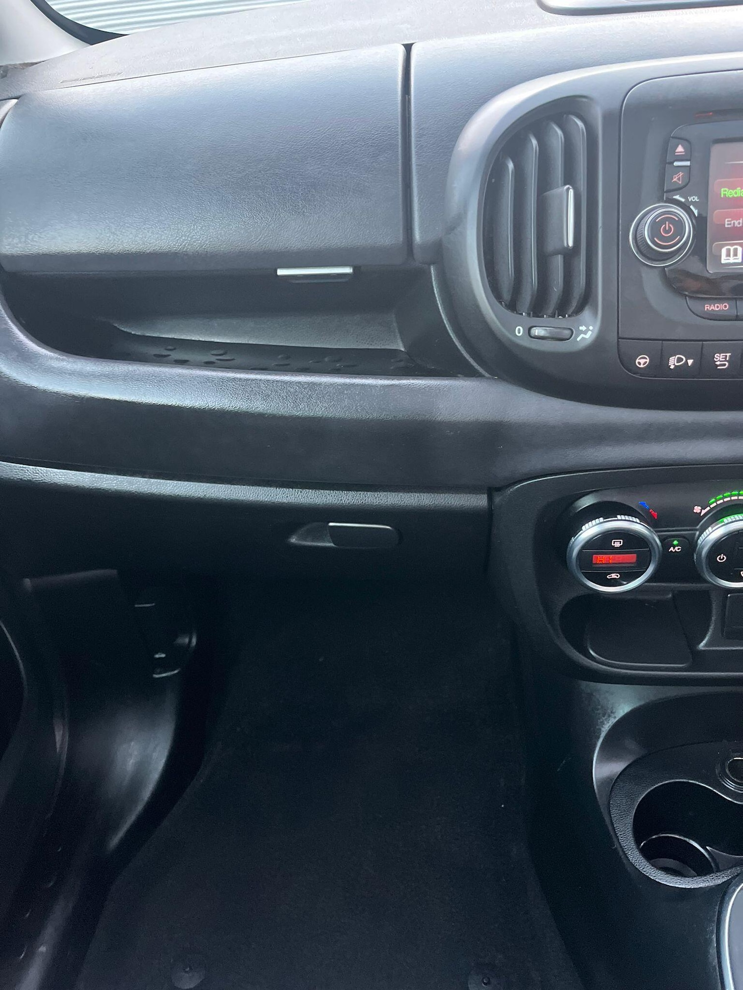 Used Fiat 500L 2014 for sale - 76715040: Photo 44