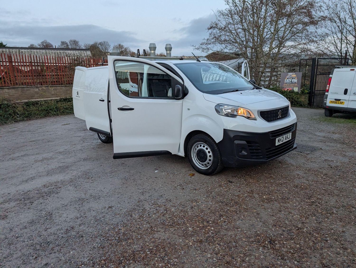 Used Peugeot Expert 2021 for sale - 76752915: Photo 19