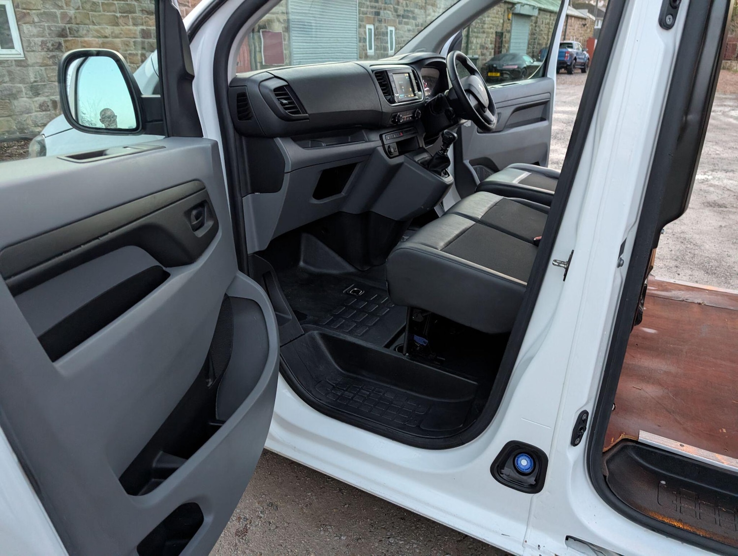 Used Peugeot Expert 2021 for sale - 76752915: Photo 26